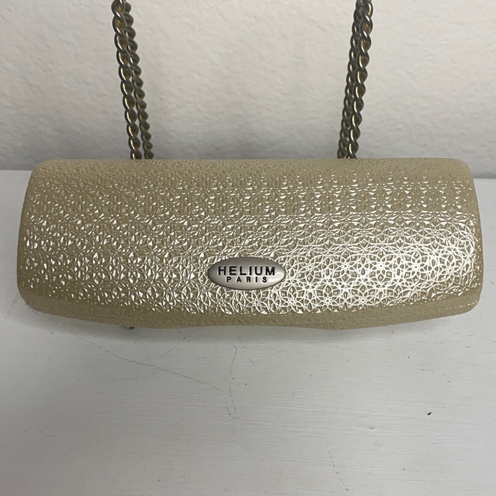 Helium Paris glasses case NICE…. Glasses not included.